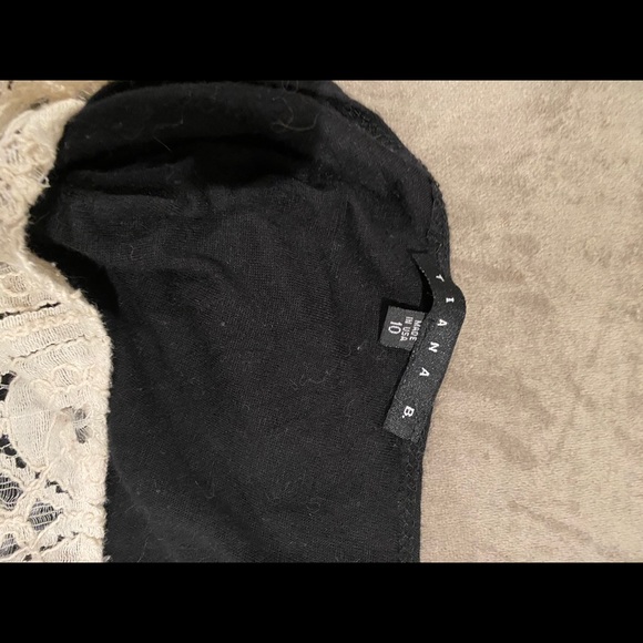 Lace maxi dress - Picture 5 of 5